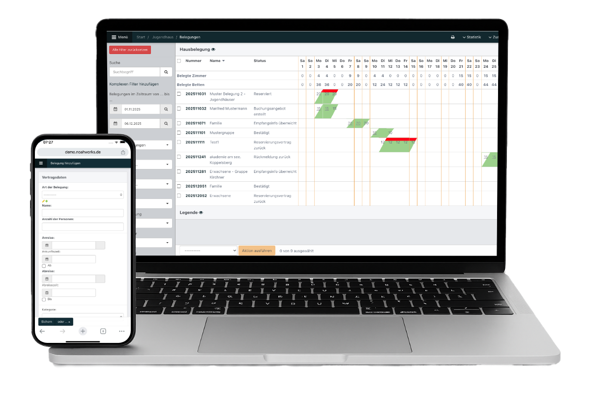 Ein Handy neben einem Laptop, beide zeigen geöffnetes NoahHaus.