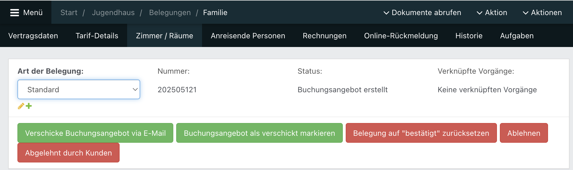 Ansicht einer Belegungsübersicht mit Dropdown-Feld zur Auswahl der Belegungsart, Anzeige der Belegungsnummer und des Status. Darunter grüne und rote Schaltflächen für Buchungsangebote und Statusänderungen.